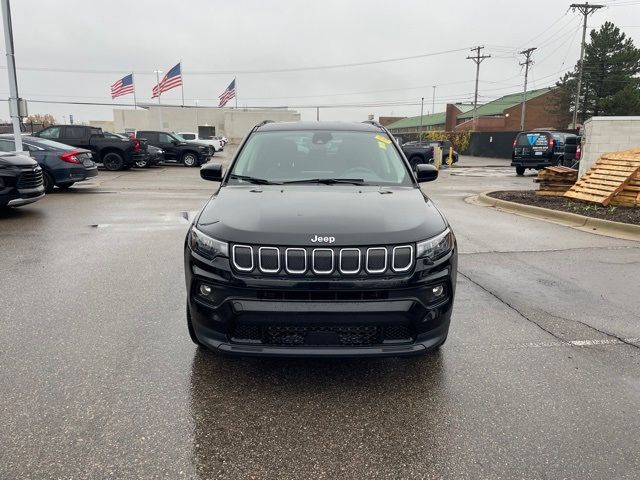 2022 Jeep Compass Latitude Lux