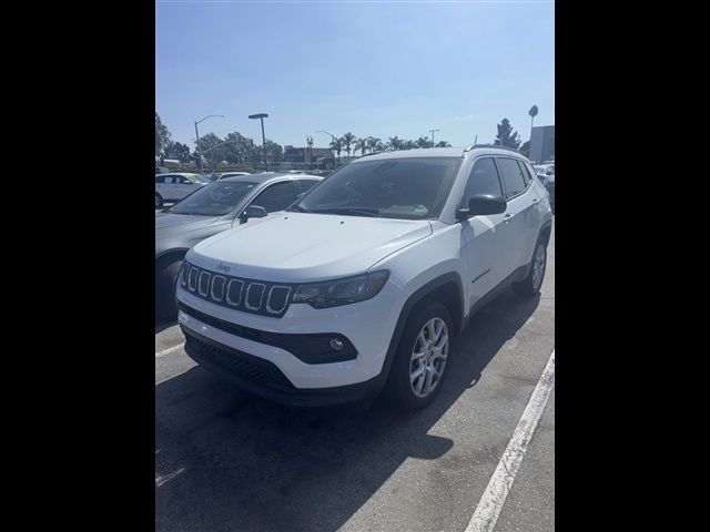 2022 Jeep Compass Latitude Lux