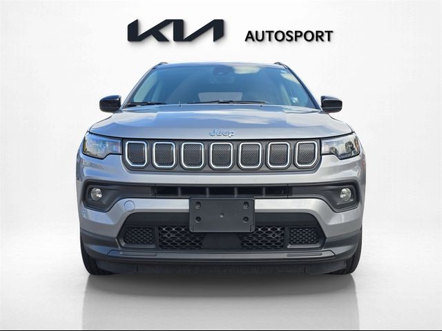 2022 Jeep Compass Latitude Lux