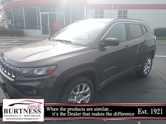 2022 Jeep Compass Latitude Lux