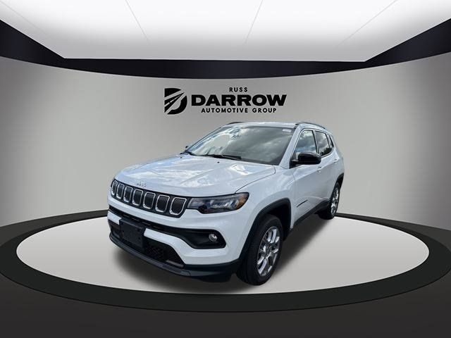 2022 Jeep Compass Latitude Lux