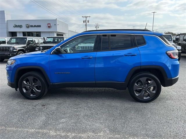 2022 Jeep Compass Latitude Lux