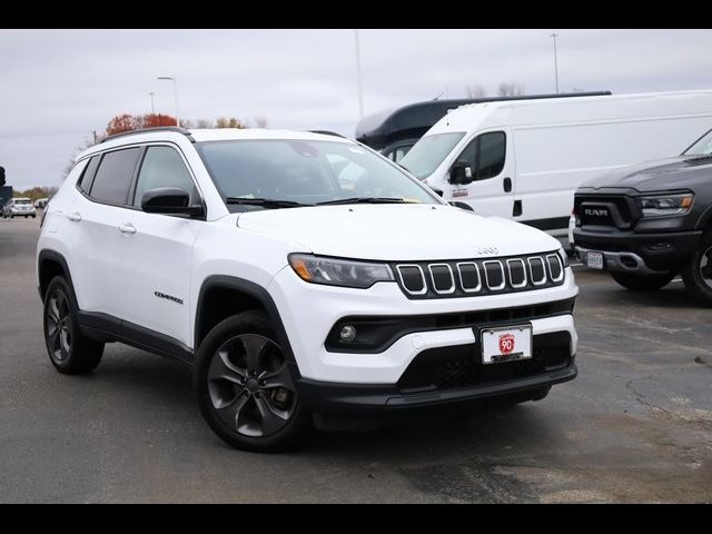 2022 Jeep Compass Latitude Lux