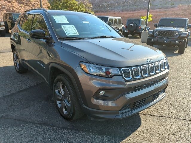 2022 Jeep Compass Latitude Lux