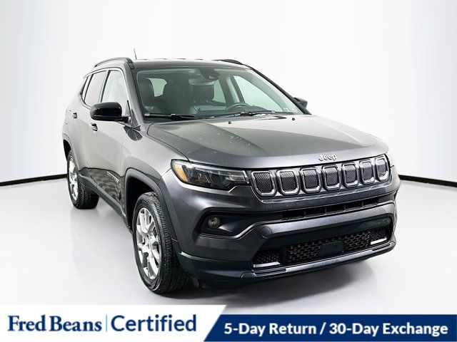 2022 Jeep Compass Latitude Lux