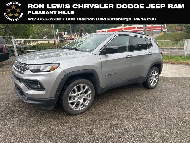 2022 Jeep Compass Latitude Lux