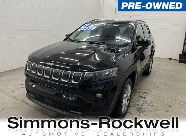 2022 Jeep Compass Latitude Lux