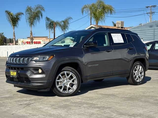 2022 Jeep Compass Latitude Lux