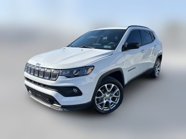 2022 Jeep Compass Latitude Lux