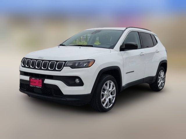 2022 Jeep Compass Latitude Lux