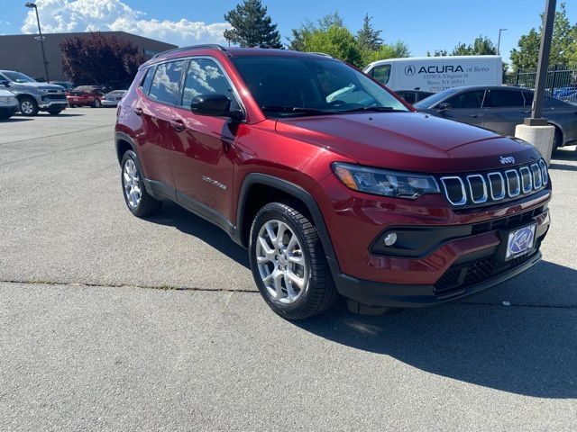 2022 Jeep Compass Latitude Lux