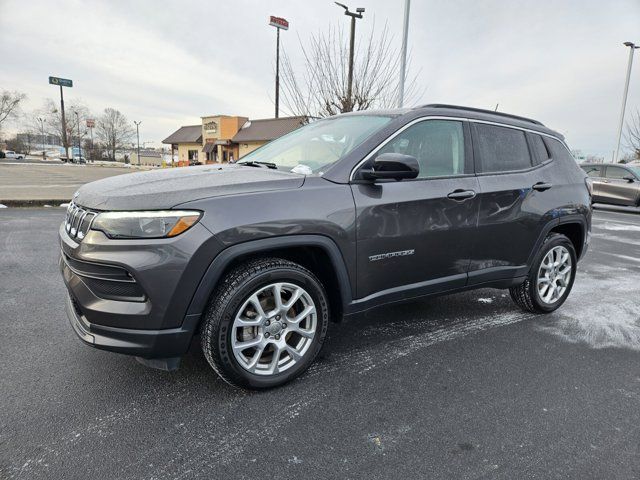 2022 Jeep Compass Latitude Lux