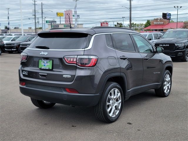 2022 Jeep Compass Latitude Lux