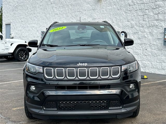 2022 Jeep Compass Latitude Lux