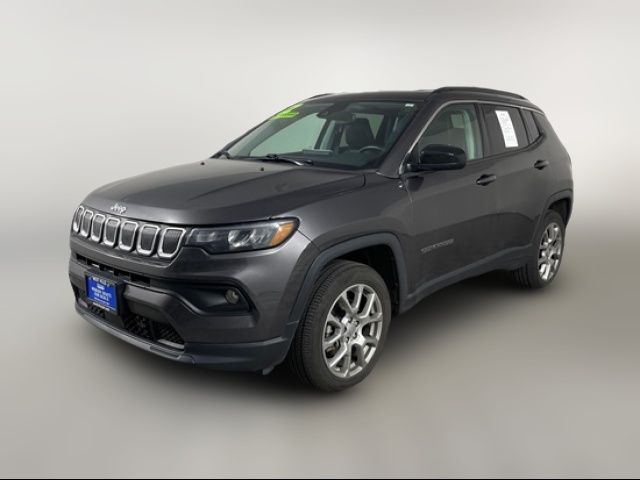 2022 Jeep Compass Latitude Lux