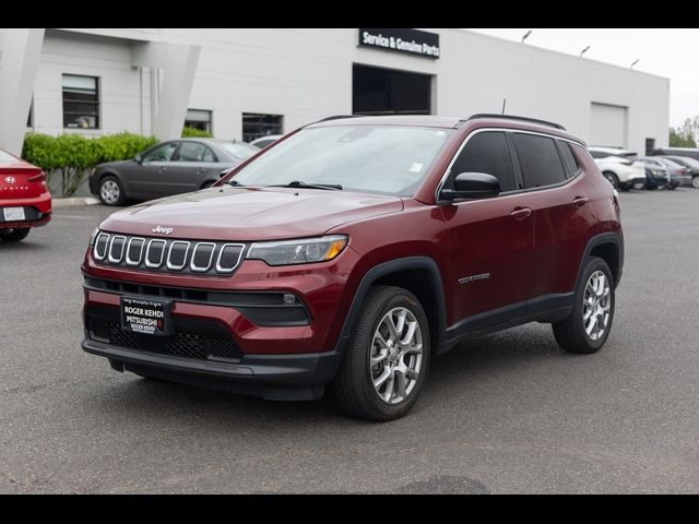 2022 Jeep Compass Latitude Lux