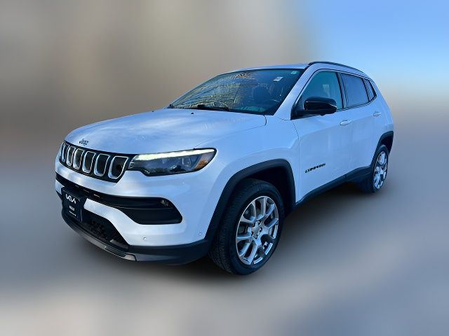 2022 Jeep Compass Latitude Lux