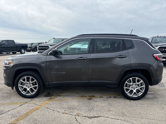 2022 Jeep Compass Latitude Lux