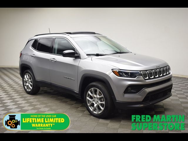 2022 Jeep Compass Latitude Lux