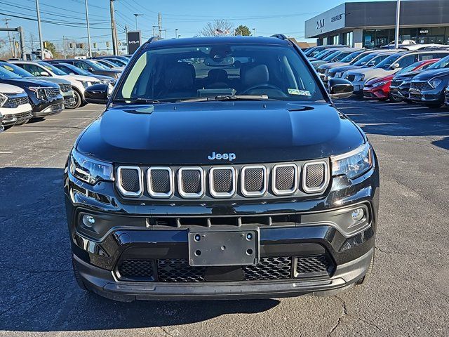 2022 Jeep Compass Latitude Lux