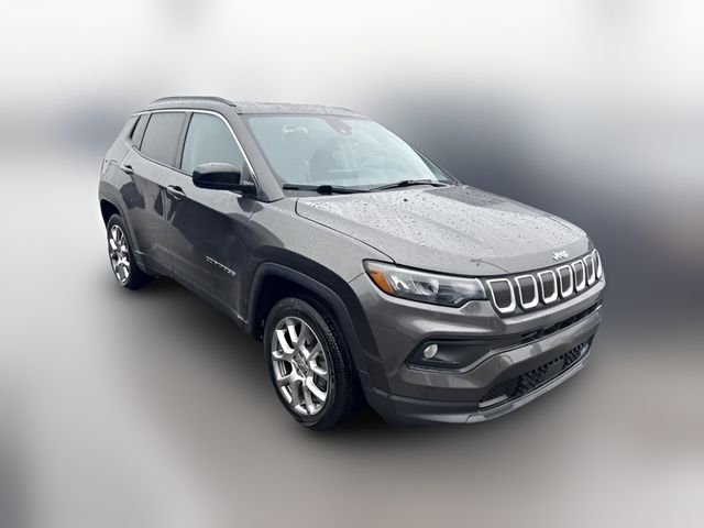 2022 Jeep Compass Latitude Lux