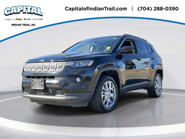 2022 Jeep Compass Latitude Lux