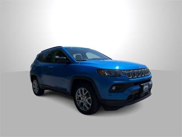 2022 Jeep Compass Latitude Lux