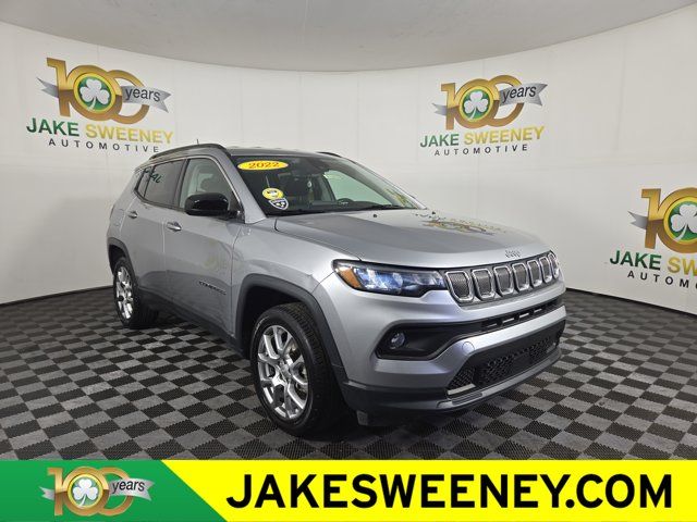 2022 Jeep Compass Latitude Lux