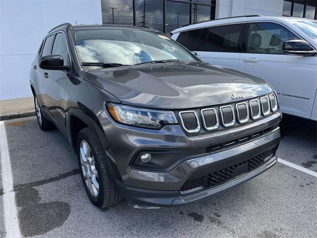 2022 Jeep Compass Latitude Lux