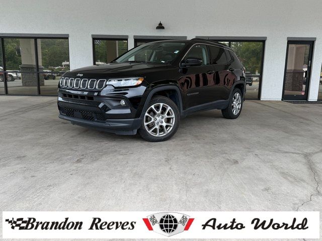 2022 Jeep Compass Latitude Lux