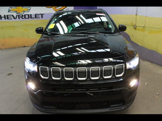 2022 Jeep Compass Latitude Lux