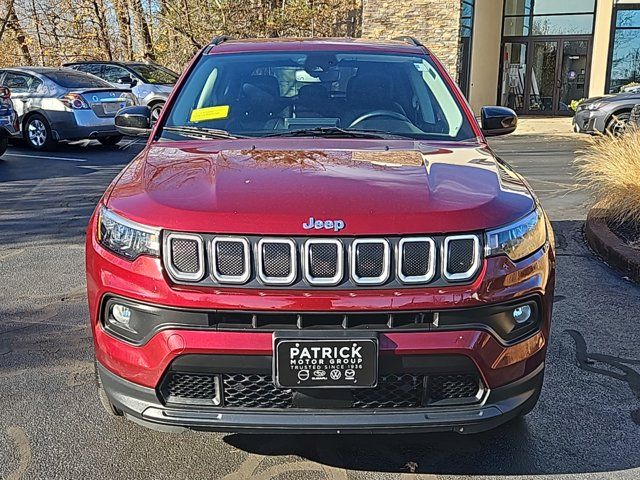 2022 Jeep Compass Latitude Lux