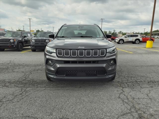 2022 Jeep Compass Latitude Lux