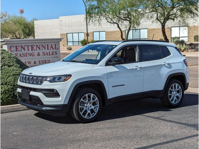 2022 Jeep Compass Latitude Lux