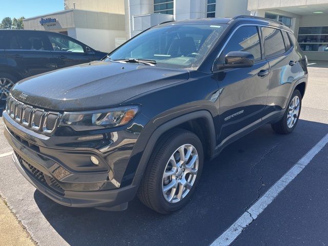 2022 Jeep Compass Latitude Lux