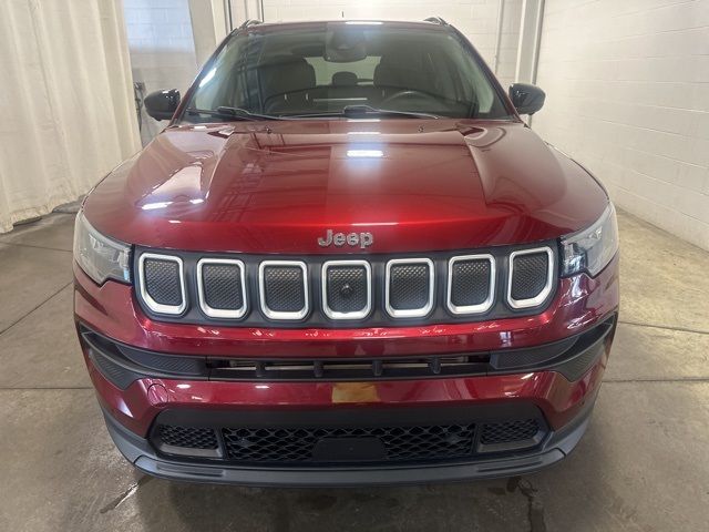 2022 Jeep Compass Latitude Lux