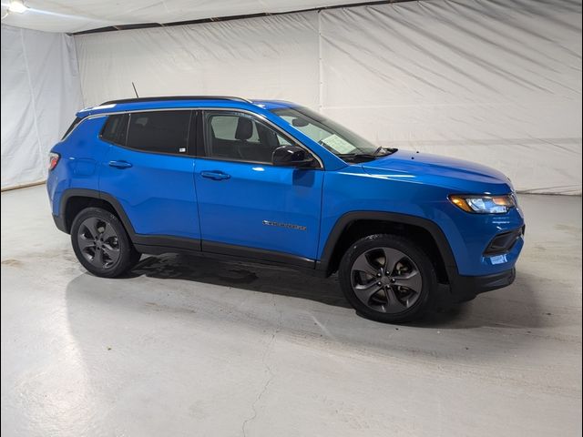 2022 Jeep Compass Latitude Lux