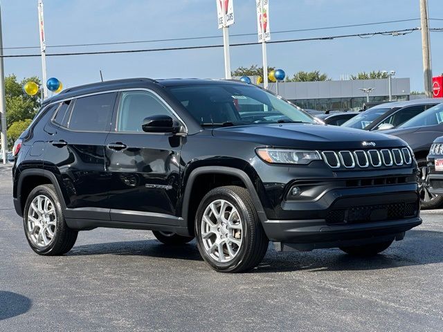 2022 Jeep Compass Latitude Lux