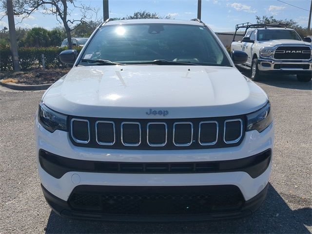 2022 Jeep Compass Latitude Lux