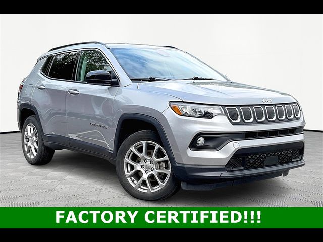 2022 Jeep Compass Latitude Lux