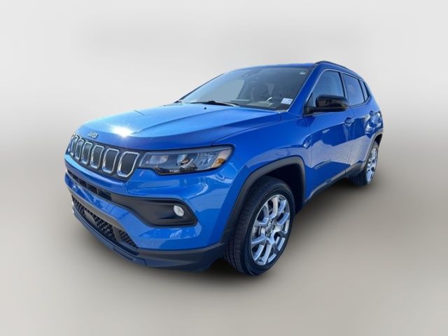 2022 Jeep Compass Latitude Lux