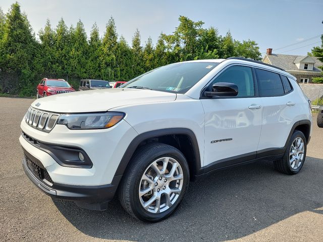 2022 Jeep Compass Latitude Lux