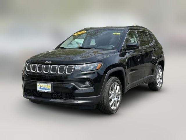 2022 Jeep Compass Latitude Lux