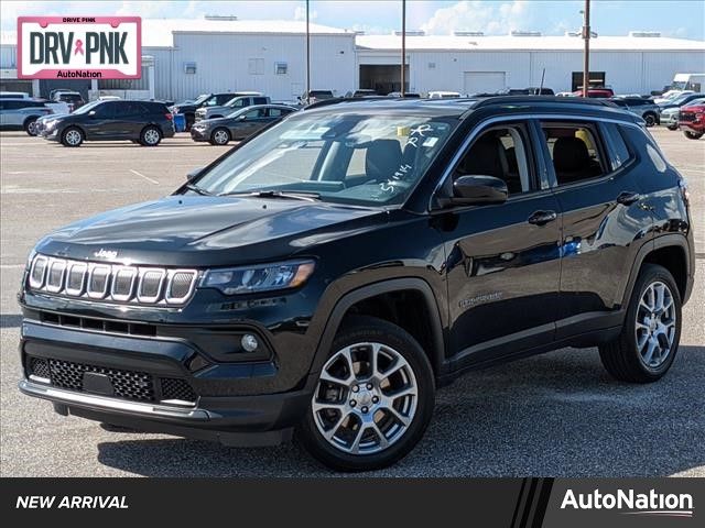 2022 Jeep Compass Latitude Lux