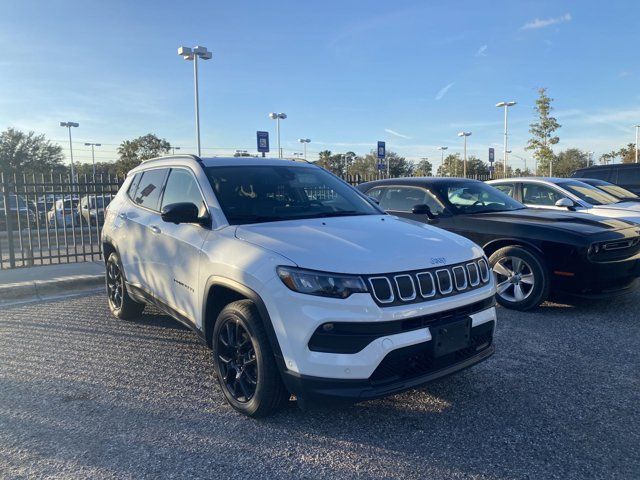 2022 Jeep Compass Latitude Lux