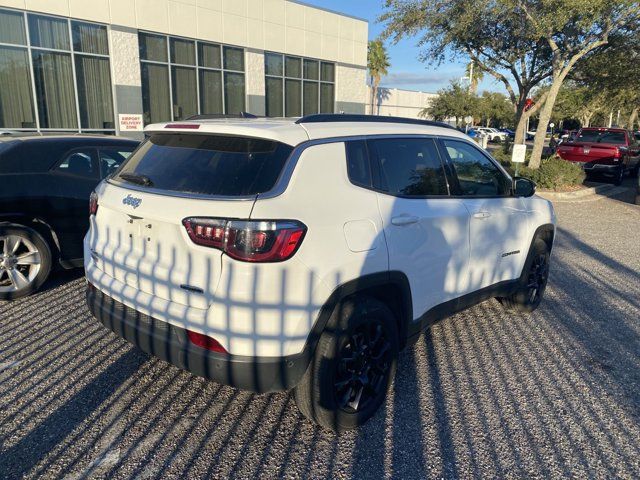 2022 Jeep Compass Latitude Lux