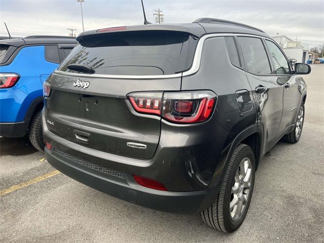 2022 Jeep Compass Latitude Lux