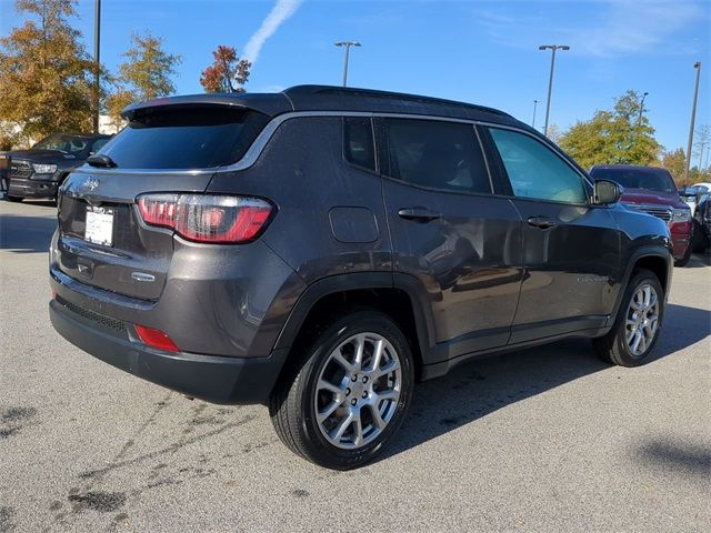 2022 Jeep Compass Latitude Lux