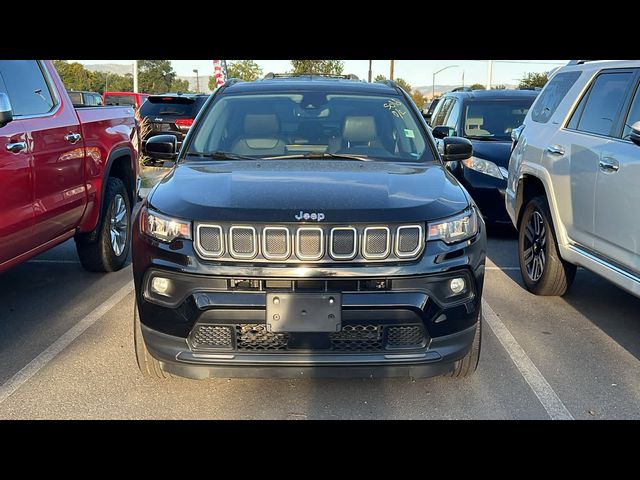 2022 Jeep Compass Latitude Lux