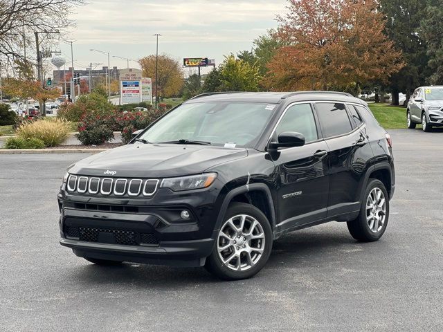 2022 Jeep Compass Latitude Lux